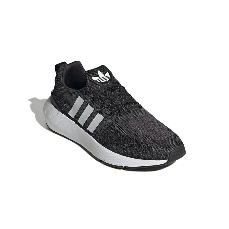 Zapatillas Swift Run 22 para Hombres Marca Adidas